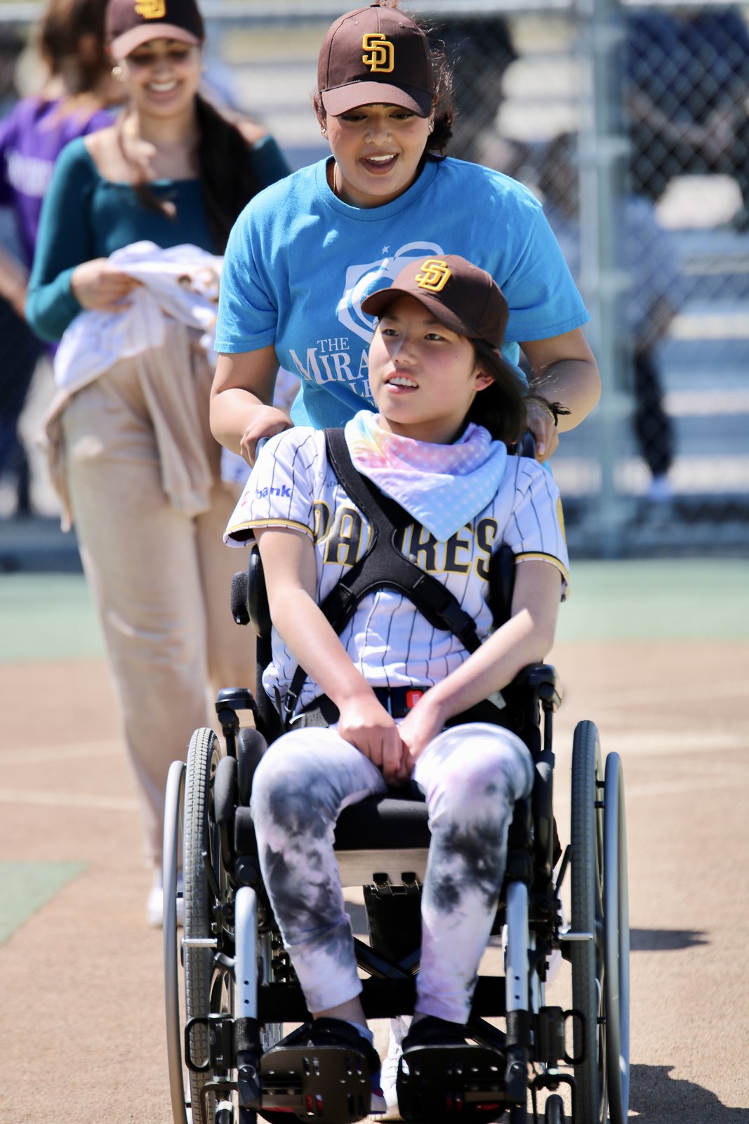 The Caminiti family and his daughters - San Diego Padres